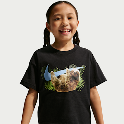 Nike Sportswear Older Kids' (Girls') T-Shirt. Nike ID